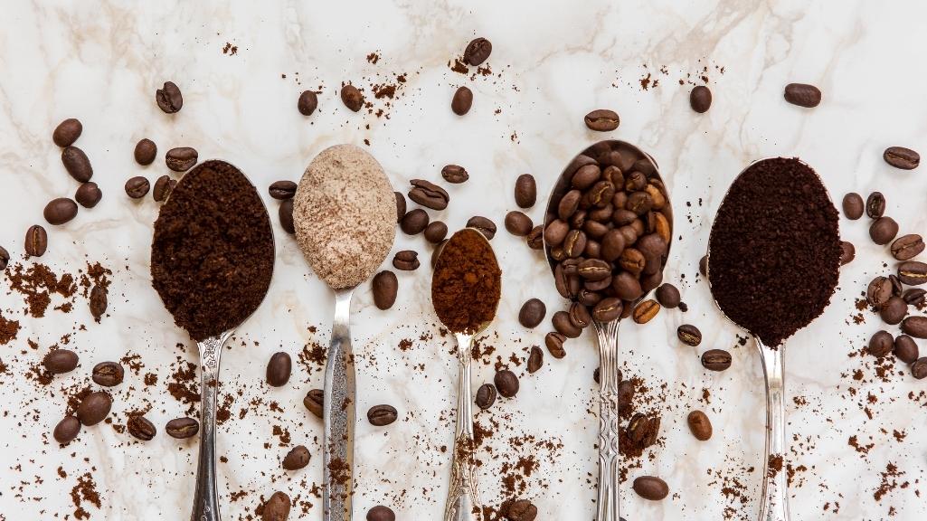 چگونه اسکرین سایز به انتخاب دانه‌های قهوه  با کیفیت کمک می‌کند