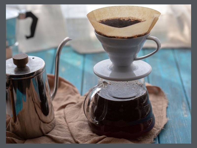 فیلتر کاغذی غیر‌سفید و طعم طبیعی قهوه