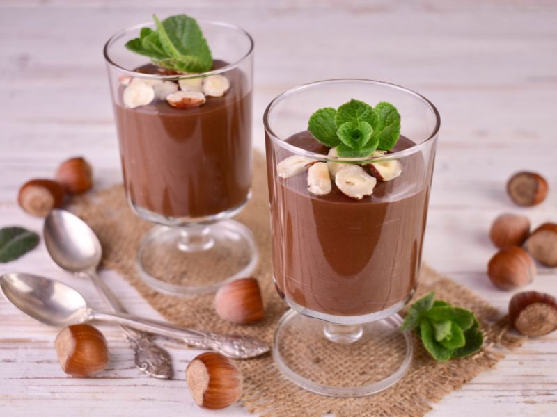 ظزط تهیه کاپوچینو فندقی با شکلات