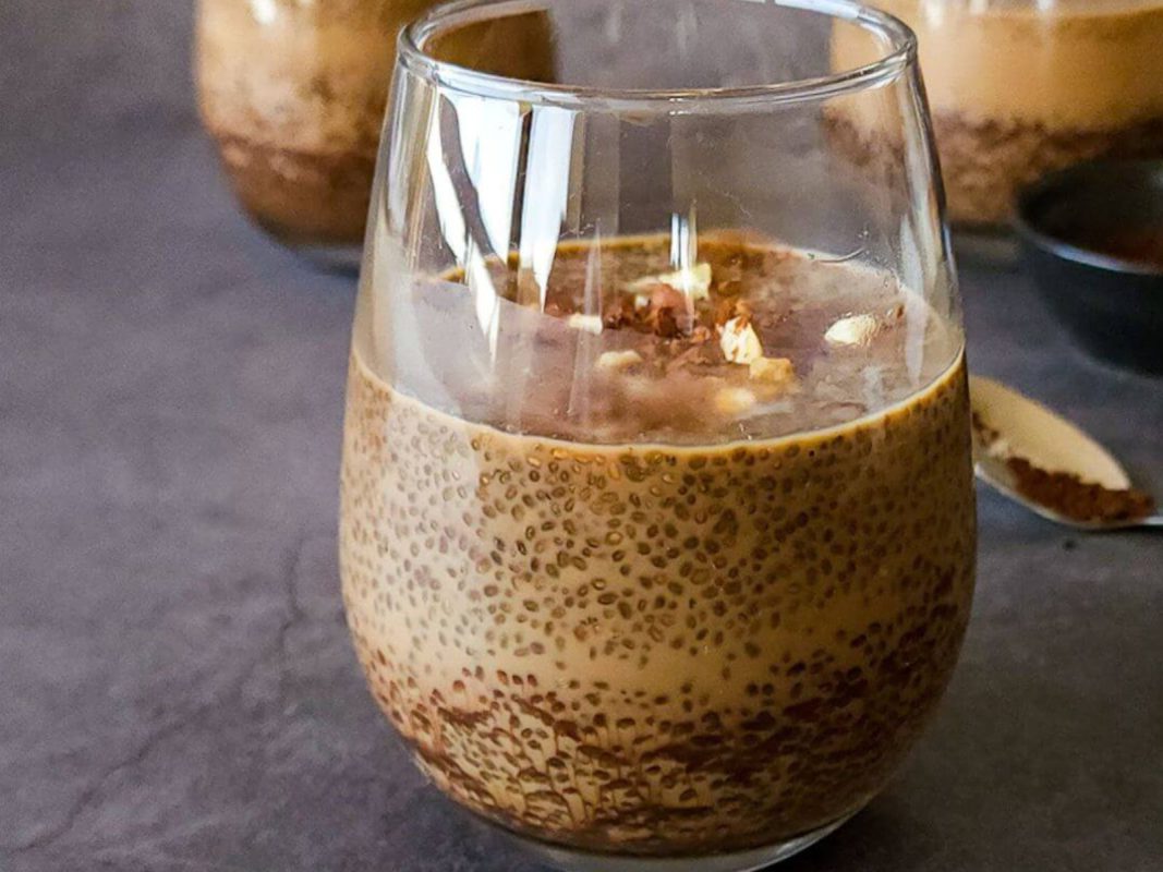 تهیه پودینگ چیا پروتئینی با قهوه